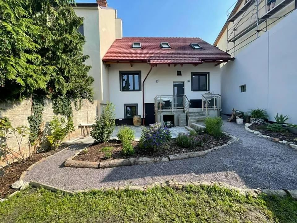 Pronájem rodinného domu 130 m², pozemek 200 m²